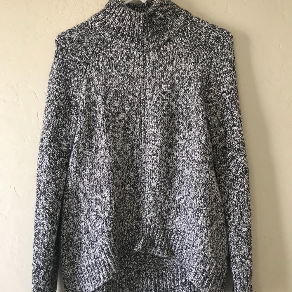 Knitted turtle neck sweater